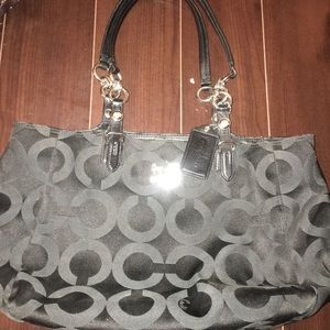 Authentic Coach Purses price is per purse